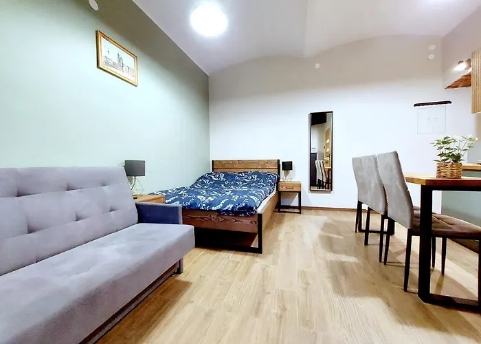 Krakowskim Szlakiem - Old Town * كراكوفيا