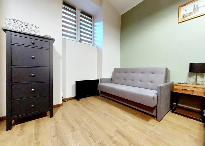 Krakowskim Szlakiem - Old Town * كراكوفيا